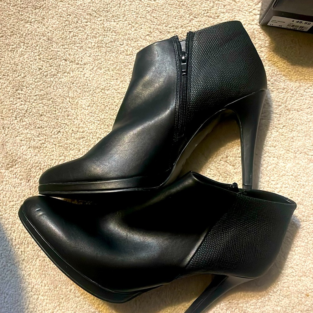 Sophie17 Ankle Boot Heels size 11
